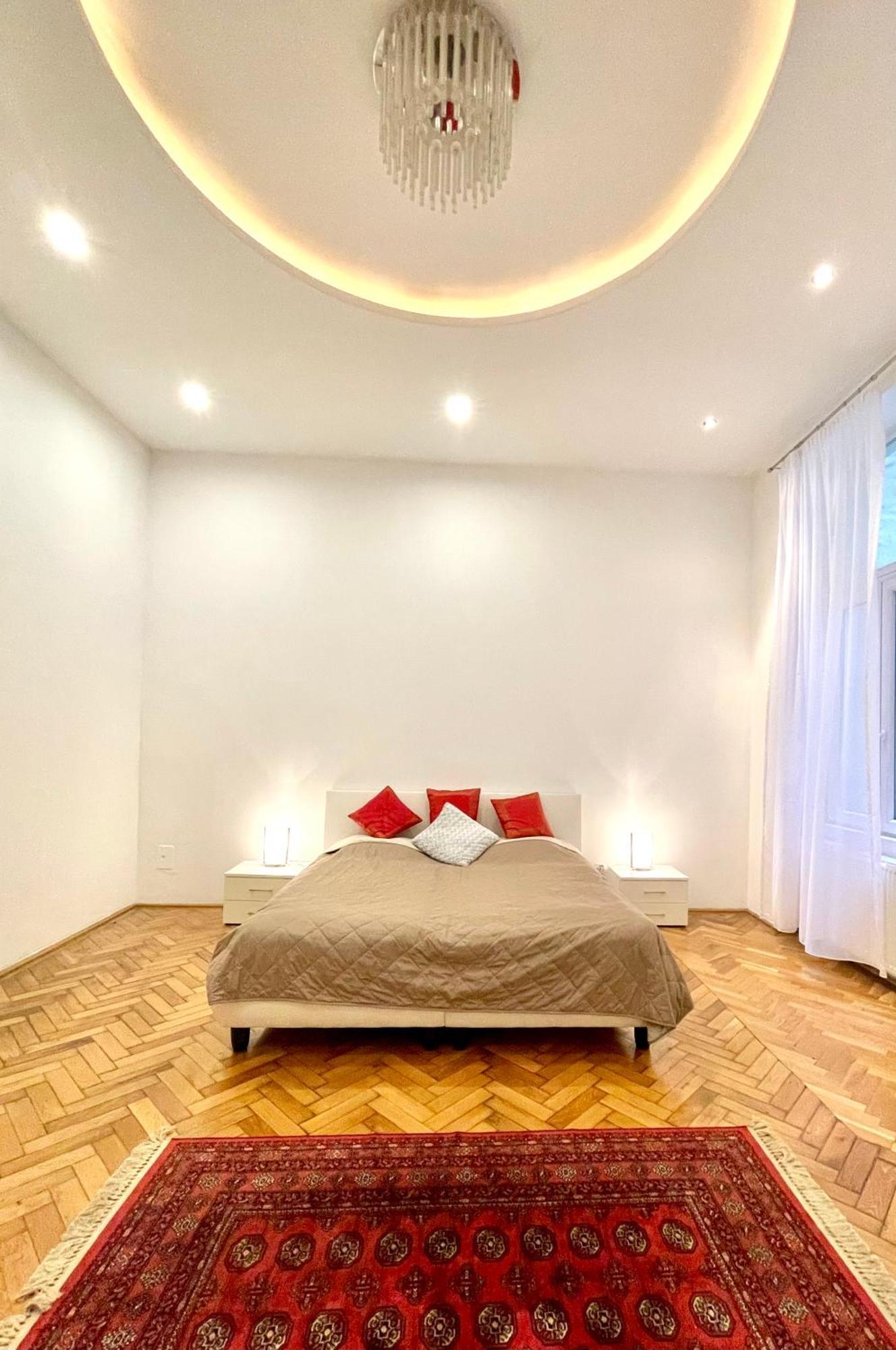 Amazing Swedish 3 Rooms Apartment In The City Center Budapest Exterior foto